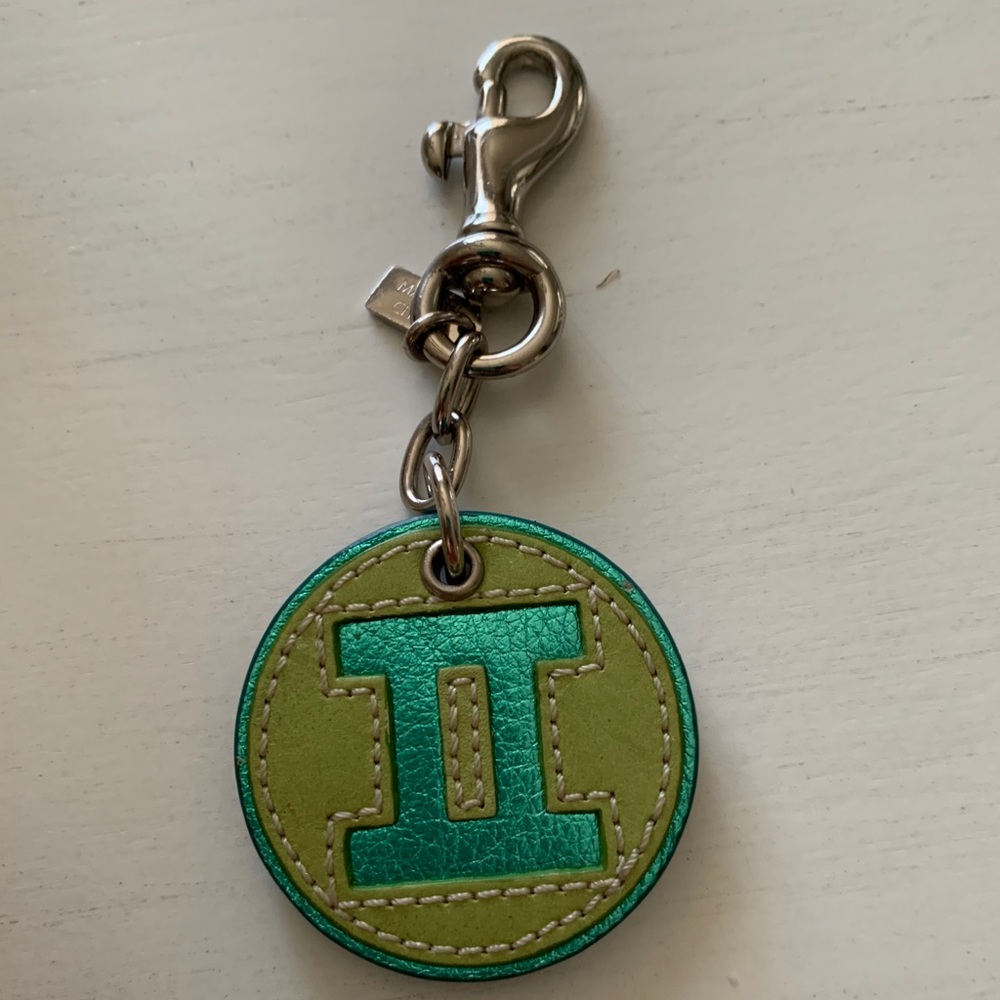 Initial I keychain